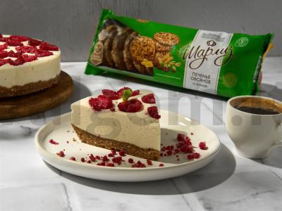 Desertas iš maskarponės su avietėmis pagrindine nuotrauka