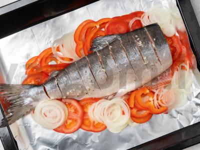 Visas lašišas kepimas orkaitėje Žingsnis 5