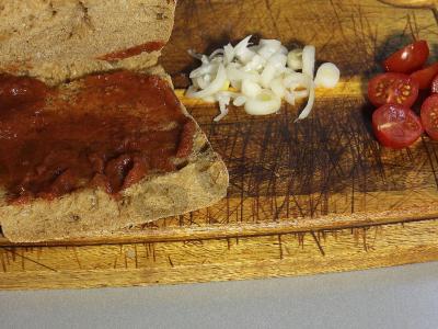 Paniņas su rugine ciabatta ir Prahos rūkytos dešros Žingsnis 3