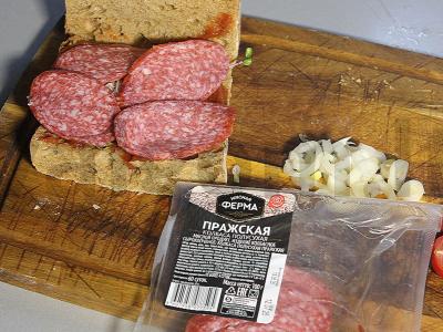 Paniņas su rugine ciabatta ir Prahos rūkytos dešros Žingsnis 5