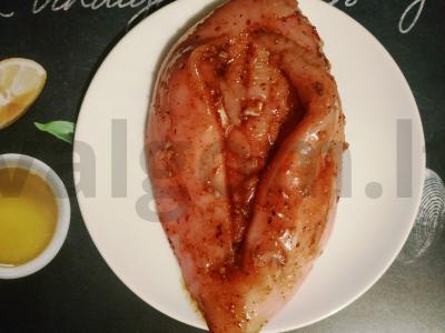 Vištienos krūtinėlė su sultinga įdaru oro grilyje Žingsnis 3