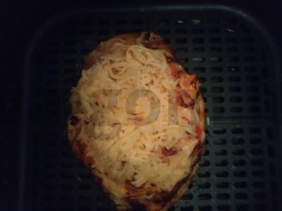 Vištienos krūtinėlė su sultinga įdaru oro grilyje Žingsnis 6