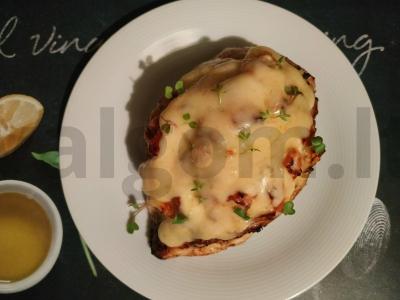 Vištienos krūtinėlė su sultinga įdaru oro grilyje pagrindine nuotrauka