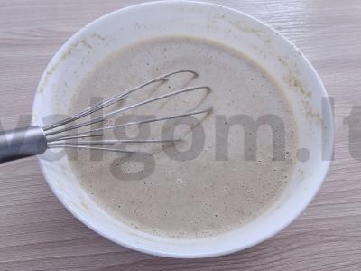 Ruginiai blynai su alumi ir rūgpieniu Žingsnis 3