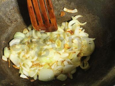 Rytų plovas su prieskonių aromatu Žingsnis 3