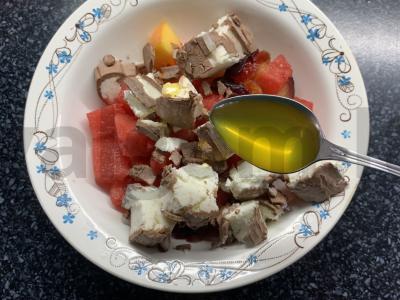 Vaisių salotas su ledais ir marakuja sirupu Žingsnis 4