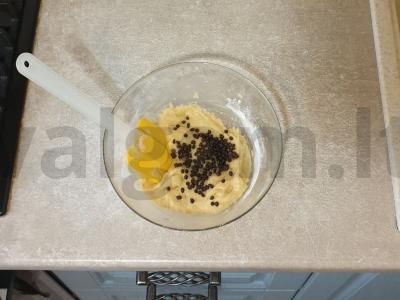 Banano sausainiai su šokolado gabaliukais Žingsnis 4