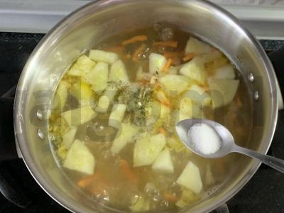 Daržovių, grietinėlės ir sūrio tyrės sriuba Žingsnis 5