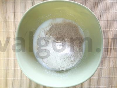 Švelnūs blynai su acidofiliu Žingsnis 4