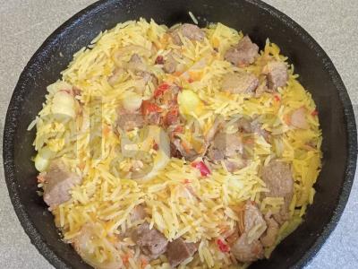 Plovas su antis krūtinėlė, džiovintomis morkomis ir česnaku Žingsnis 9