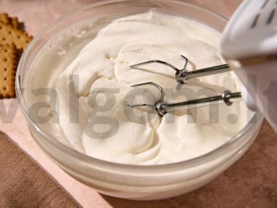 Ananasų sūrio pyragas Žingsnis 3