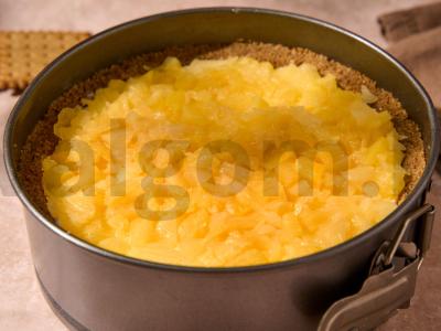 Ananasų sūrio pyragas Žingsnis 8