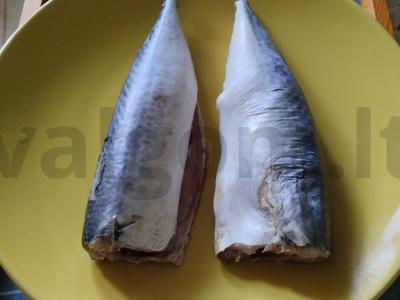 Skumbrė su daržovėmis, kepta orkaitėje Žingsnis 1