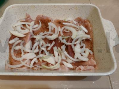 Kepta kiauliena su grybais ir sūriu vakarienei Žingsnis 4