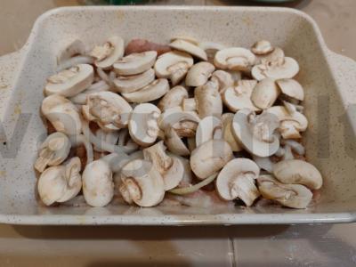 Kepta kiauliena su grybais ir sūriu vakarienei Žingsnis 6