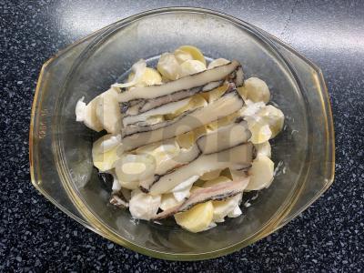 Bulvės su lašiniais, grietine ir svogūnais orkaitėje Žingsnis 5