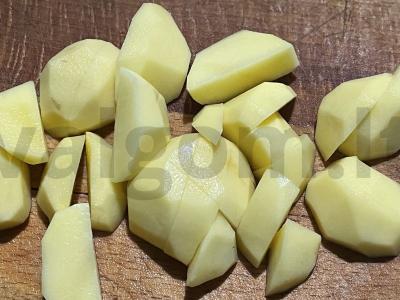 Borsčas su pomidorų tyrė Žingsnis 2