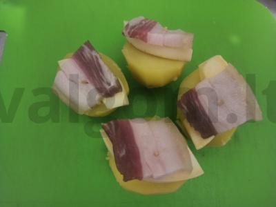 Bulvės su šonine ir cukinija Žingsnis 4