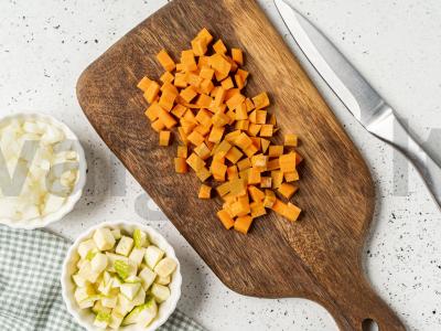 Sriuba su perlinėmis kruopomis ir daržovėmis Žingsnis 2