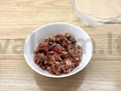 Tortai iš roti plokštelių su kalakutiena Žingsnis 1