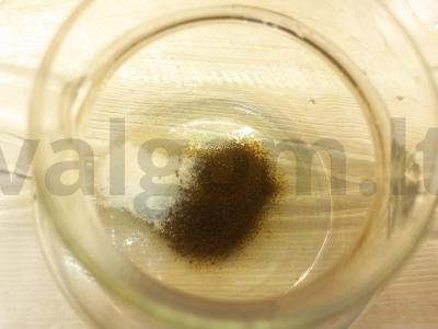 Cikorijos gėrimas su pienu ir braškių sirupu Žingsnis 3