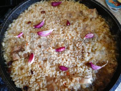 Plovas su vištiena ir prieskoniais Žingsnis 12