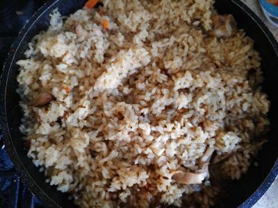 Plovas su vištiena ir prieskoniais Žingsnis 13