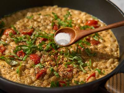 Pupelės pomidorų-grietinėlės padaže Žingsnis 6