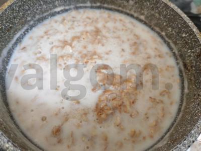 Avižinė košė su sūriu ir riešutais Žingsnis 7