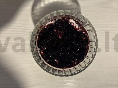 Sluoksniuotas desertas iš varškės ir gervuogių su sėlenomis Žingsnis 9