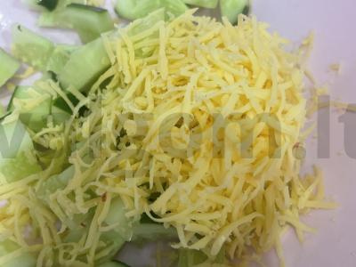 Salotas su sūriu ir žolelėmis „Žaliasis stebuklas“ Žingsnis 2