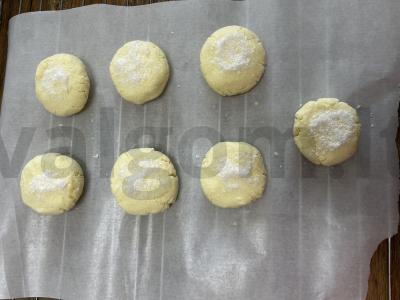 Kepti varškėčiai su kokosų drožlėmis Žingsnis 8