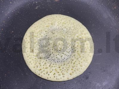 Blynai su cukatais ir grietine Žingsnis 5