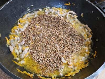 Švelni grikių košė su faršu ir mocarela Žingsnis 3