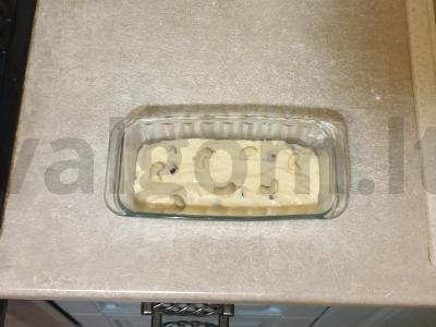 Banano pyragas su šokoladu ir anakardžiais Žingsnis 6