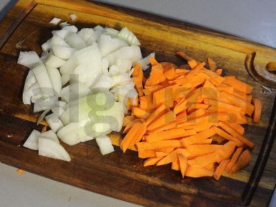 Sriuba su jautiena ir rūkytomis šonkaulėmis Žingsnis 5