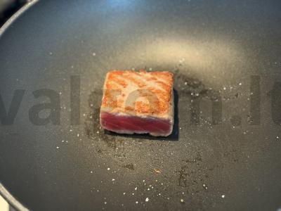 Salotos su tunu ir avokadu Žingsnis 1