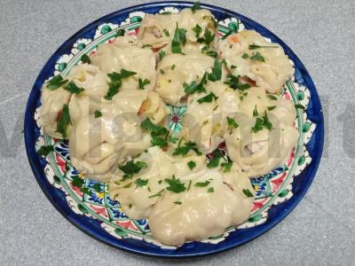 Mantai su vištienos filė ir daržovėmis pagrindine nuotrauka