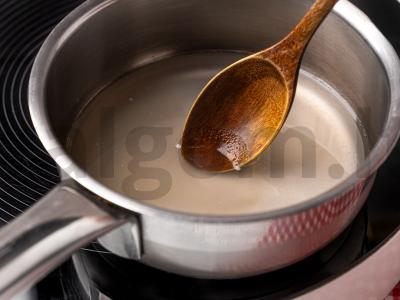 Tartaletės su žemės riešutų pasta ir marinuotų agurkų žele Žingsnis 5