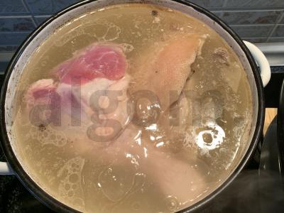 Šaltiena iš kiaulienos ir kalakutienos Žingsnis 3