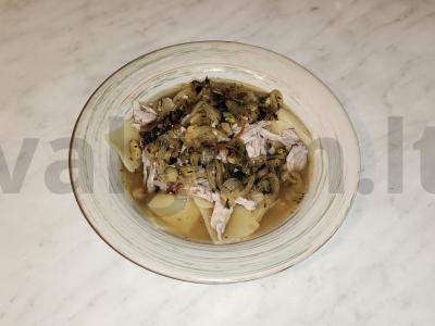 Nesriubinė makaronų sriuba su kiauliena ir daržovėmis pagrindine nuotrauka