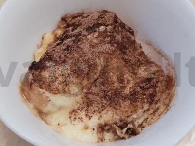 Tiramisu desertas su tirpiu kakava pagrindine nuotrauka