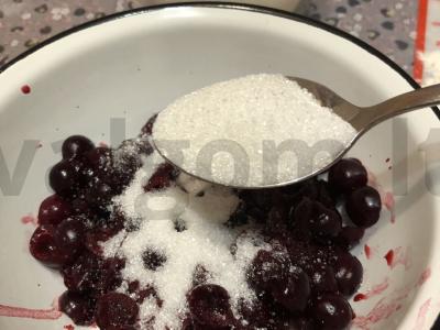 Vasaros virtinukai su vyšniomis Žingsnis 3