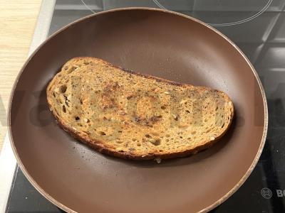 Tostai su pomidoru ir straciatella Žingsnis 2