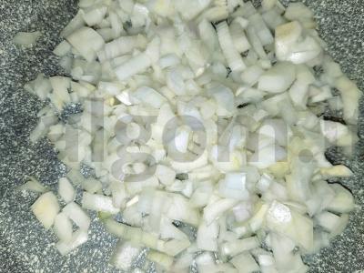 Troškinta kopūstai su vištiena Žingsnis 1