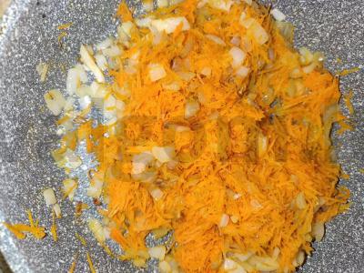 Troškinta kopūstai su vištiena Žingsnis 3