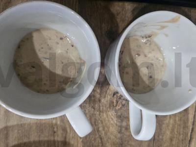 Skanus desertas su vyšnių varške ir uogiene Žingsnis 3