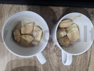 Skanus desertas su vyšnių varške ir uogiene Žingsnis 4