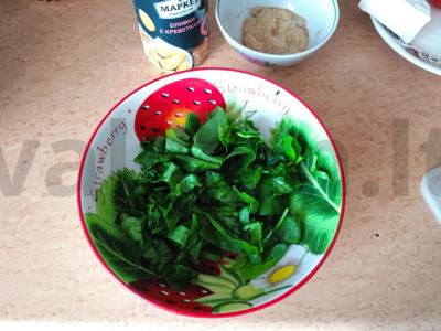 Salotos su tunu ir brie sūriu Žingsnis 1