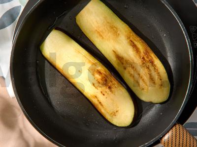 Baklažanų troškinys su žirniais Žingsnis 6